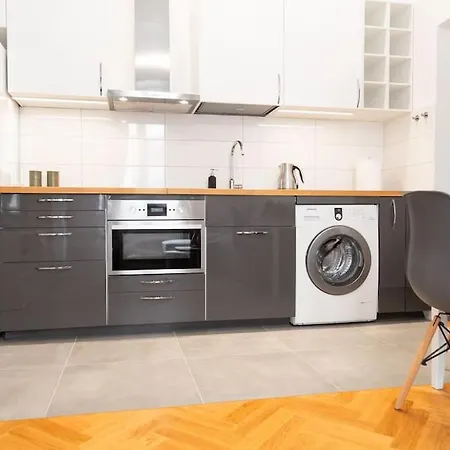 شقة Househost - Krowoderska 55 كراكوفيا