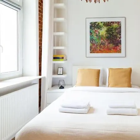 Househost - Krowoderska 55 *